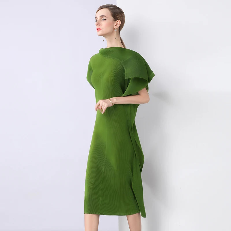 Casual High-End Elegant