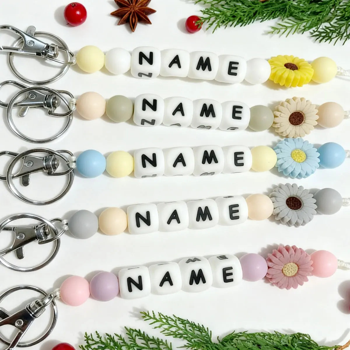 1 personalized custom daisy silicone keychain, beaded keychain,