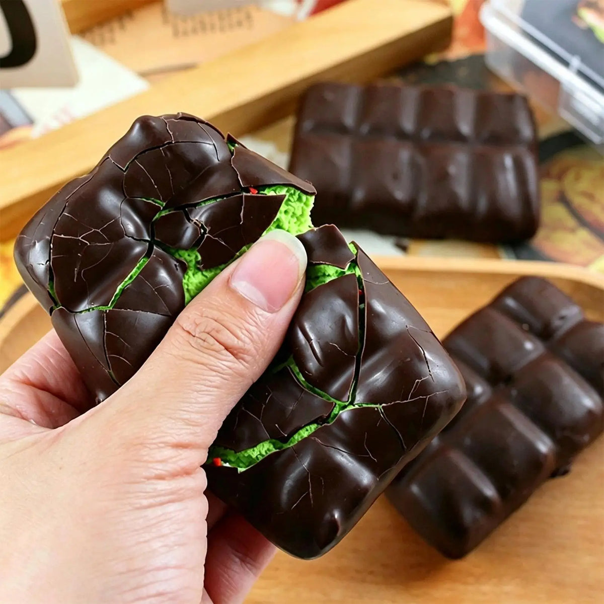 Chocolate Squishy Squeeze Toy Crispy Chocolate Wax Cracking Stress